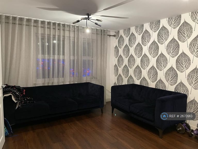 3 bedroom house in Autumn Way, West Drayton, UB7 (3 bed) (#2673913)