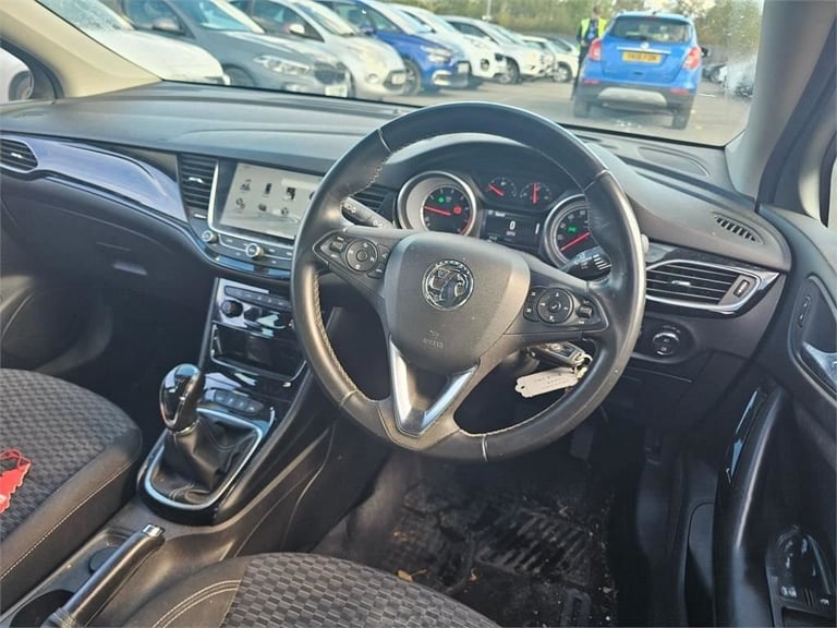2018 Vauxhall Astra 1.0i Turbo ecoTEC SRi Nav Hatchback 5dr Petrol Manual Euro 6 (s/s) (105 ps) H...