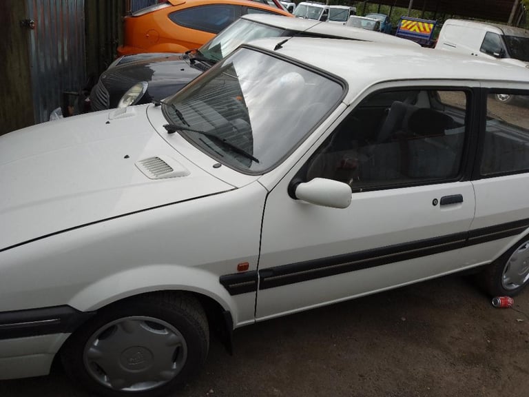 MK1 MK2 MK3 METRO & ROVER 100 PARTS TYRES WINGS DOORS BONNETS TAILGATES ENGINES