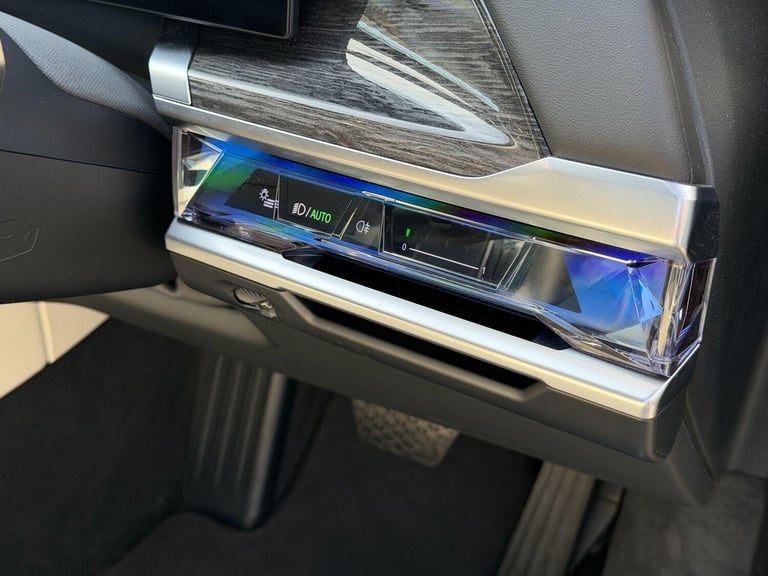 2025 BMW 7 Series 3.0 750e 22.1kWh Excellence Saloon 4dr Petrol Plug-in Hybrid Auto xDrive Eu SAL...