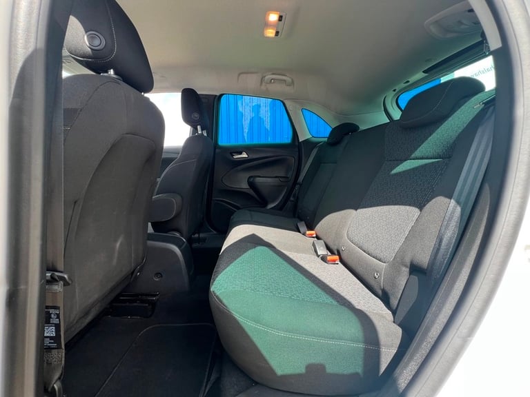 Vauxhall CROSSLAND 1.2 Turbo Griffin SUV 5dr Petrol Manual Euro 6 (s/s) (110 ps)