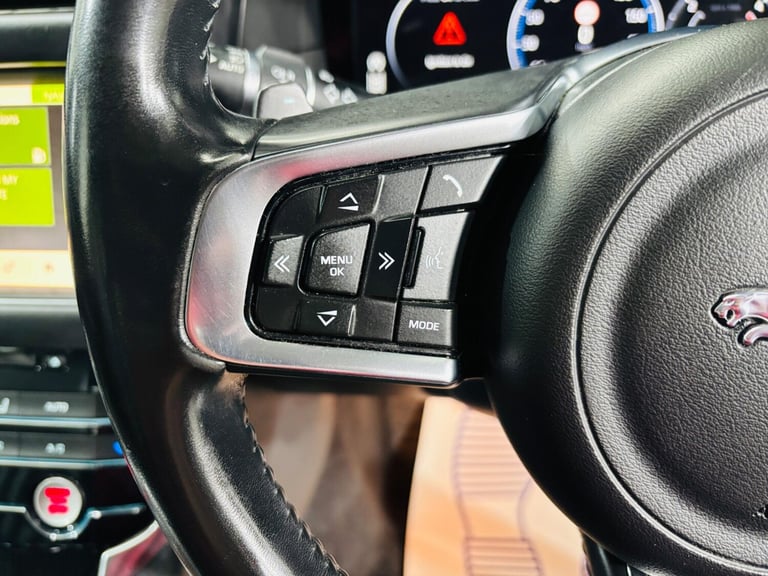 2018 Jaguar XF 2.0d Portfolio Auto AWD Euro 6 (s/s) 4dr SALOON Diesel Automatic