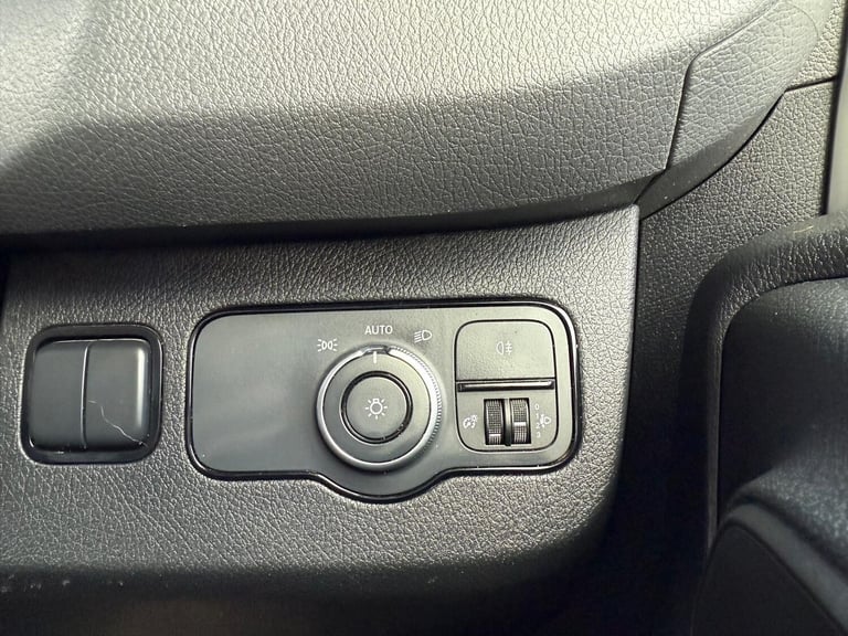 2022 Mercedes-Benz Sprinter 2.0 315 CDI Premium FWD L2 H2 Euro 6 (s/s) 5dr PANEL VAN Diesel Manual
