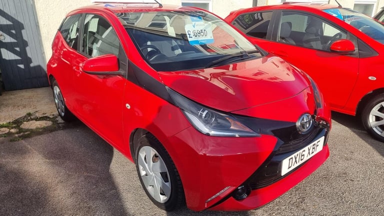 image for 2016 Toyota AYGO 1.0 VVT-i x-play Euro 6 5dr HATCHBACK Petrol Manual