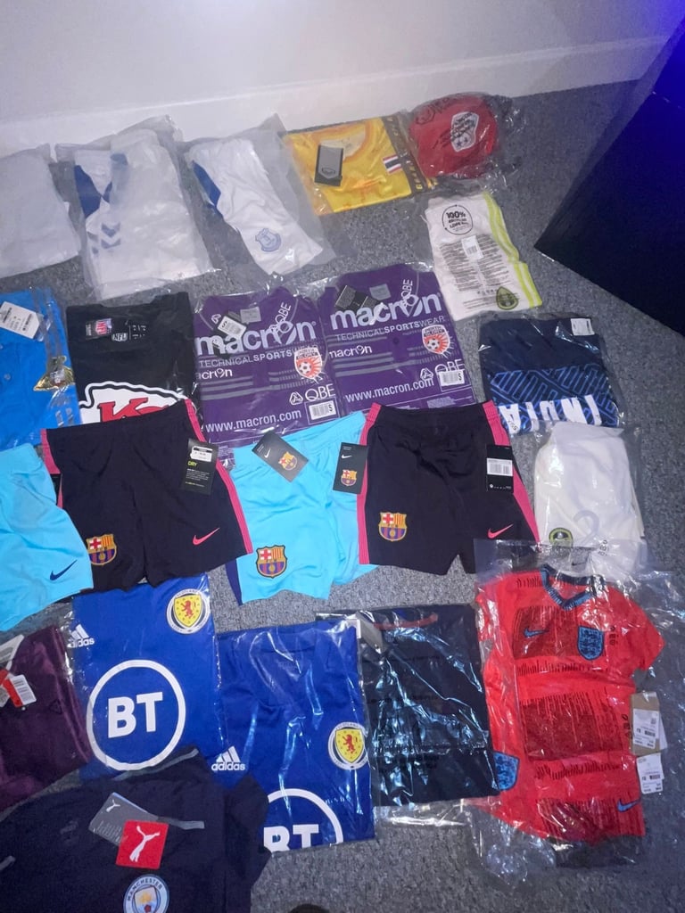 Footballs job lot Stuff for Sale Gumtree
