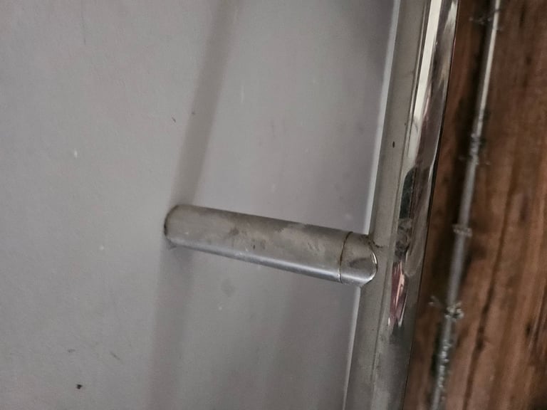 Chrome oval shower curtain rail