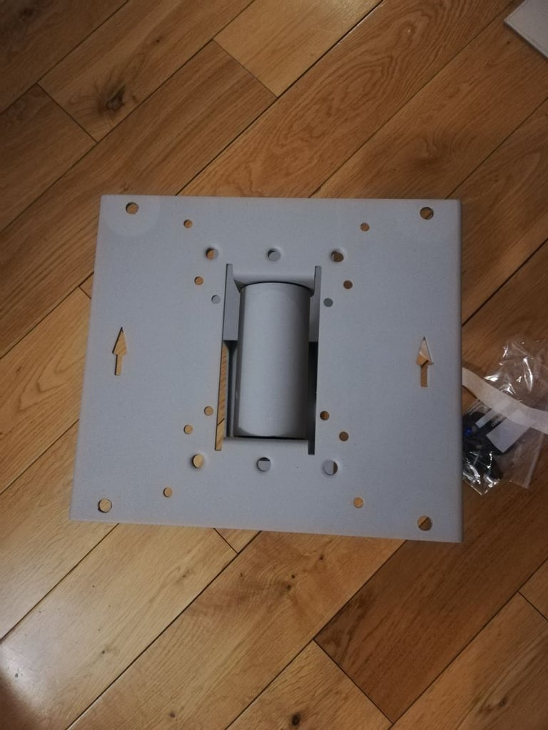 FREE TV Wall mount pick up only near Kingston Upon Thames