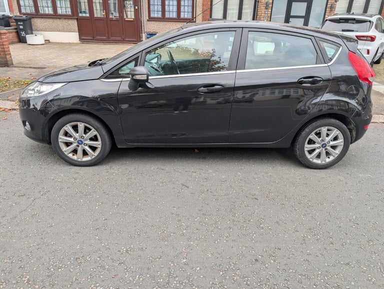 Ford, FIESTA, Hatchback, 2011, Other, 1388 (cc), 5 doors, Low Insurance £20!!! - New Battery !!