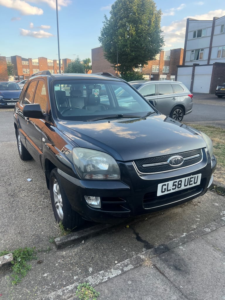 Kia, SPORTAGE, Estate, 2009, Manual, 1975 (cc),5 doors - Image 2