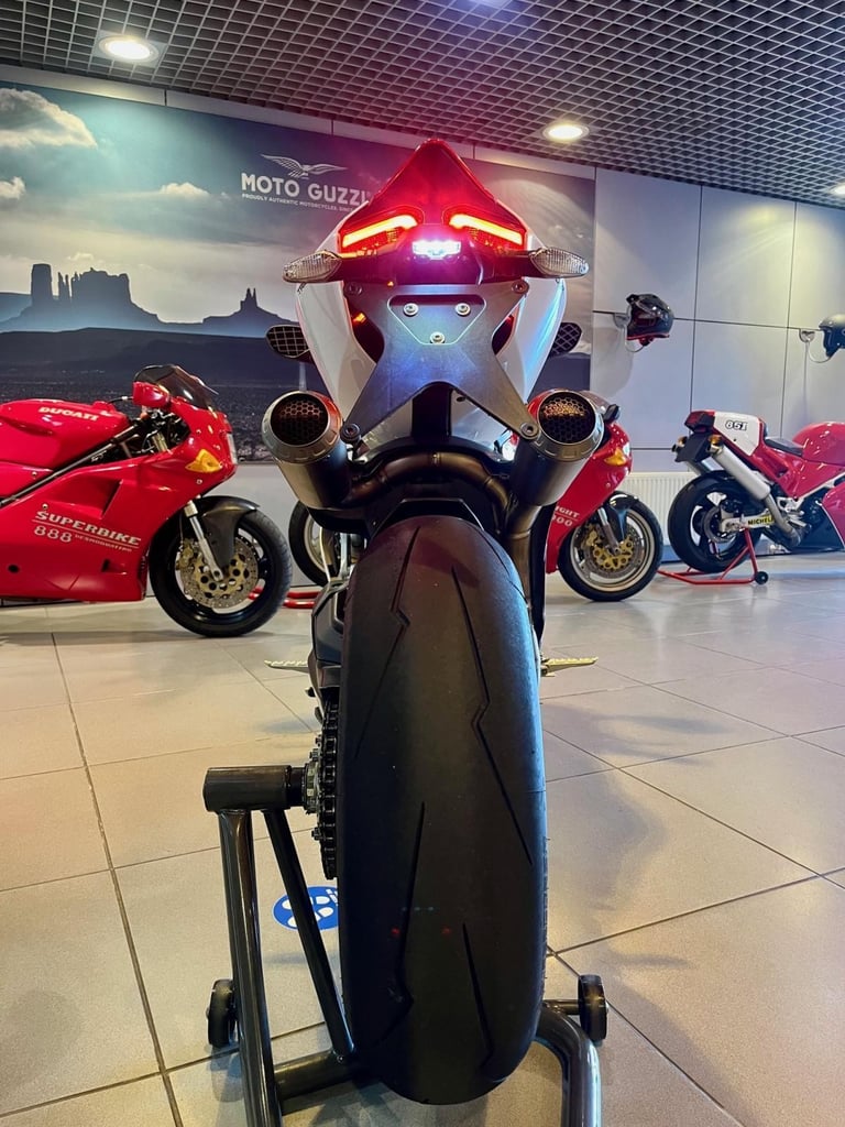 DUCATI PANIGALE 1199S TRICOLORE 2012 SPECIAL EDITION - 5K MILES - STUNNING