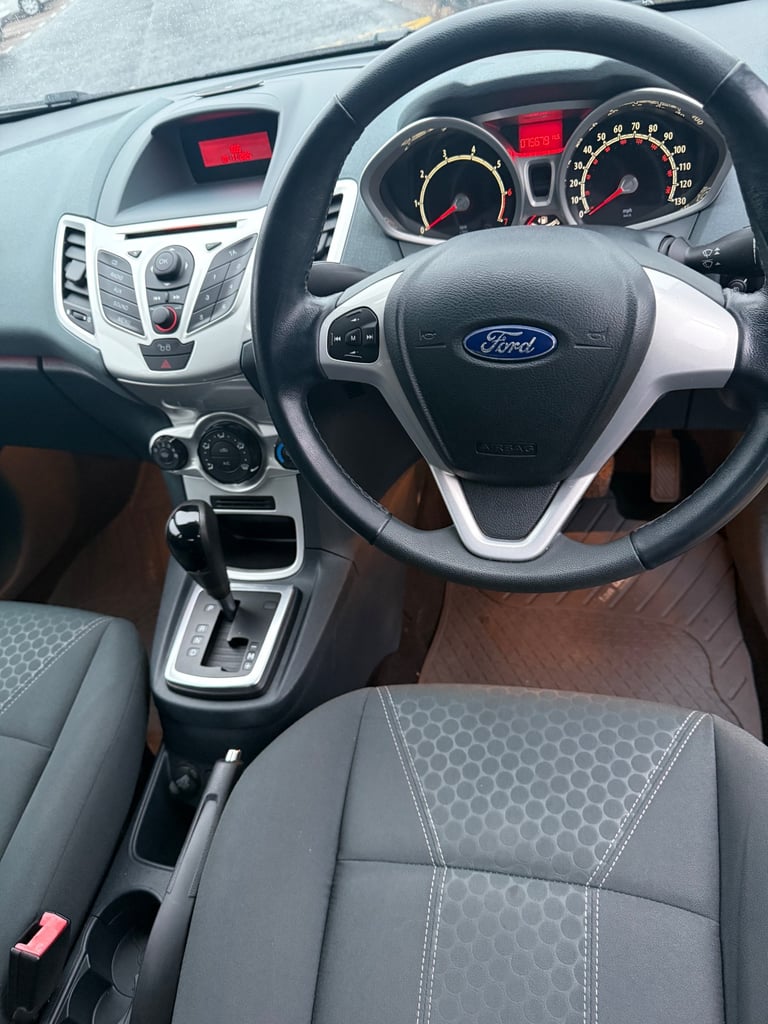 Ford Fiesta 1.4 Zetec Automatic