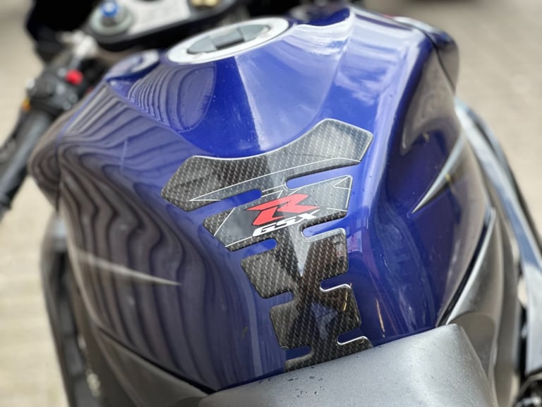 SUZUKI GSXR 750 K7 ISLE OF MAN 2007 (07) SUPER SPORT NUMBER 096 OF 200 MADE