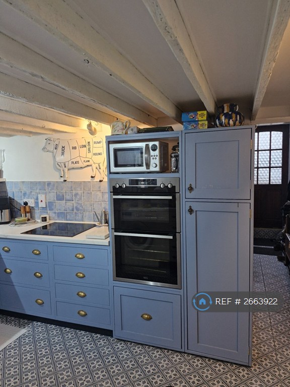 2 bedroom house in Halfway Farm Cottages, Oxford, OX44 (2 bed) (#2663922)