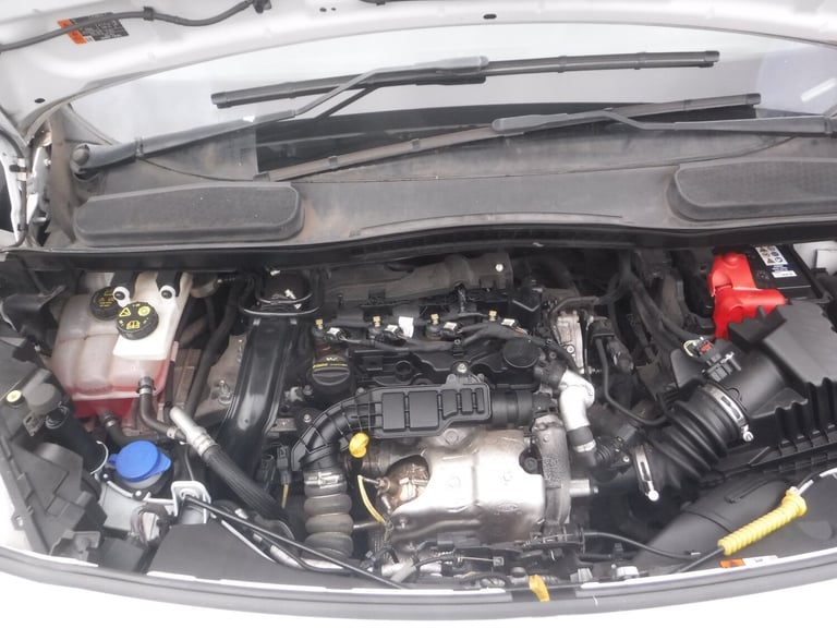 FORD TRANSIT 1.5 Transit Connect COMBI Trend DCiV 230 L2 1.5L EcoBlue 120PS FWD