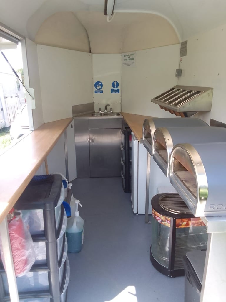 Catering trailer burger van mobile kitchen horsebox food pizza  trailer 
