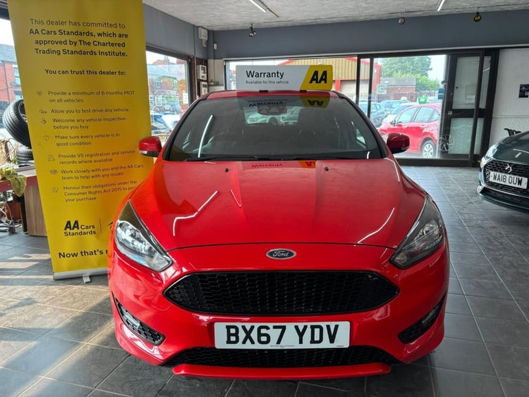 2017 Ford Focus 1.0T EcoBoost ST-Line Hatchback 5dr Petrol Manual Euro 6 (s/s) (125 ps) Hatchback...