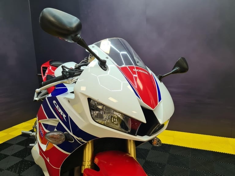 Honda CBR 600 RR 2016 Excellent Condition Standard Bike