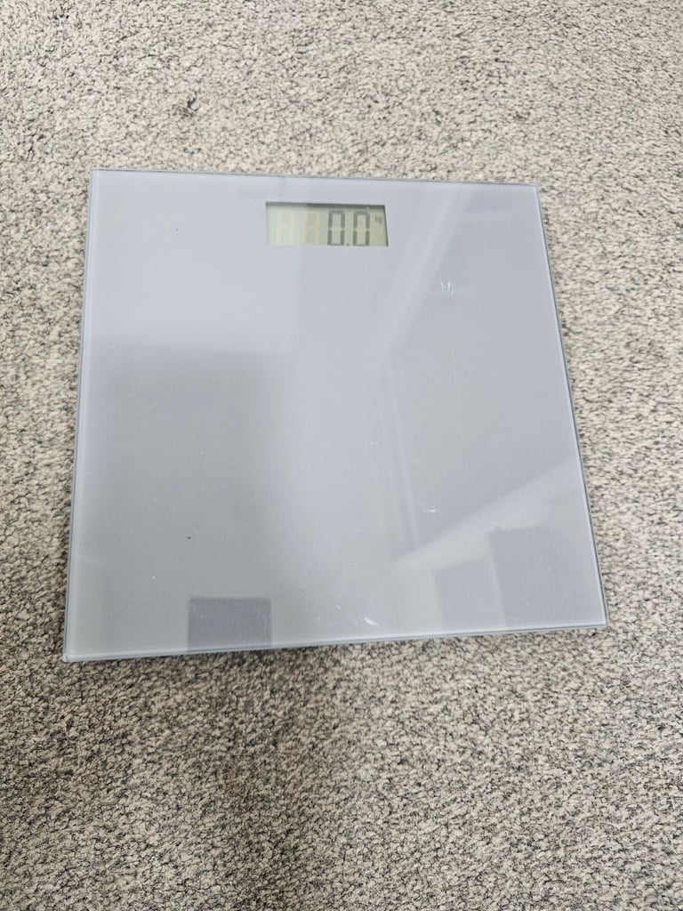 Bathroom scale 