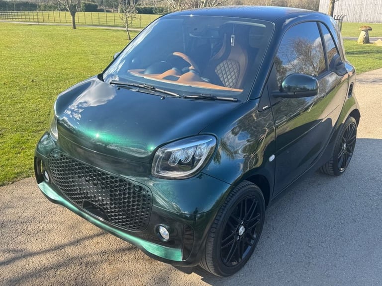 2021 SMART FORTWO 17.6KWH RACING GREEN EDITION COUPE 2DR ELECTRIC AUTO (22KW CHA