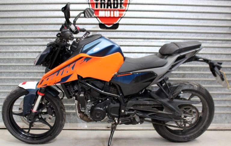 2025 25 KTM DUKE 125 ABS LEARNER LEGAL TRADE SALE NEW SHAPE 809 MILES TRADE SALE