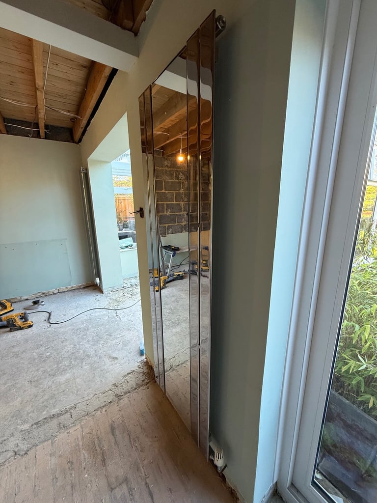 Chrome tall radiator with mirror