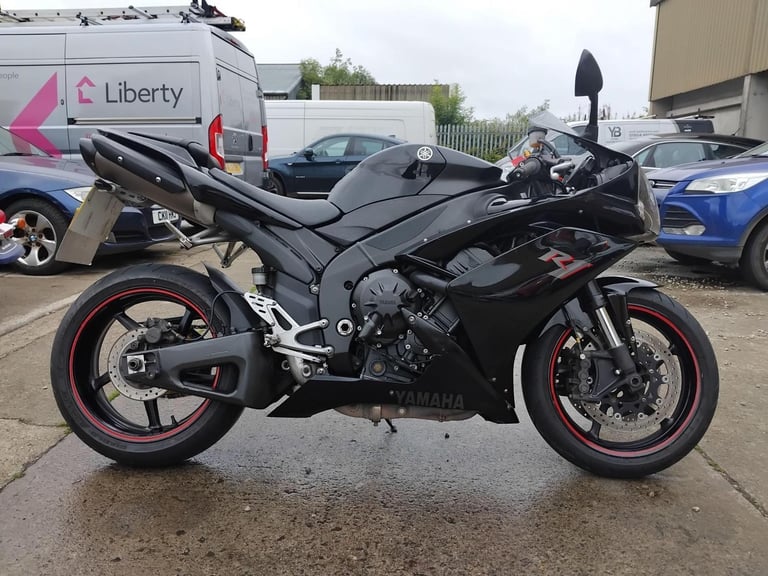 2007 56 YAMAHA YZF R1 07 4C8 SUPERBIKE 1000 BLACK NEW MOT HPI CLEAR YZFR1