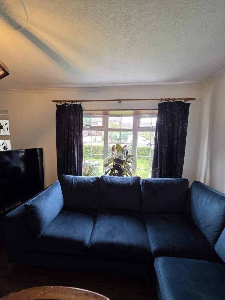 Room in Hyde