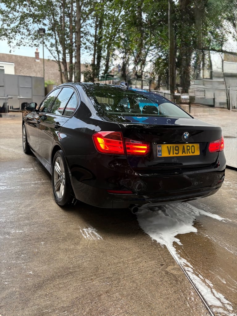 BMW, 3 SERIES, Saloon, 2014, Manual, 1995 (cc), 4 doors