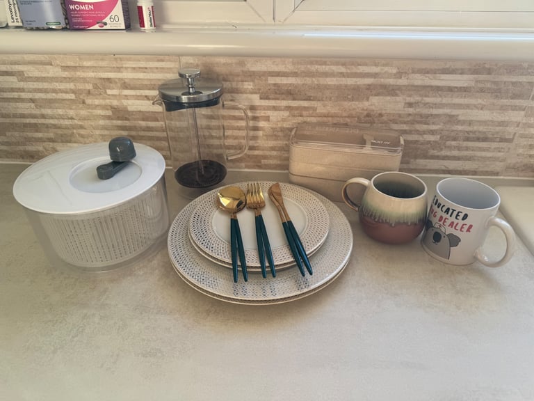 Kitchen and Bathroom student starter set