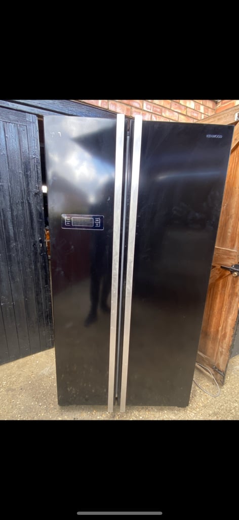 Kenwood American fridge freezer #59
