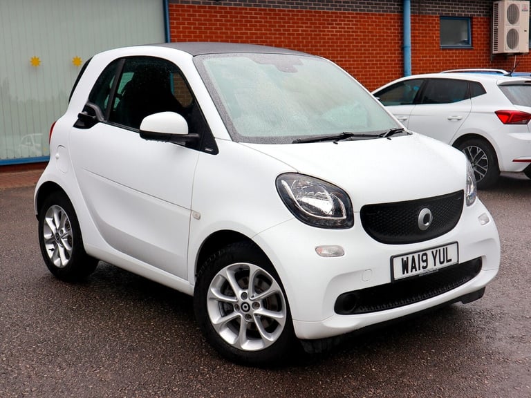 image for 2019 smart fortwo 1.0 Passion 2dr Auto COUPE PETROL Automatic