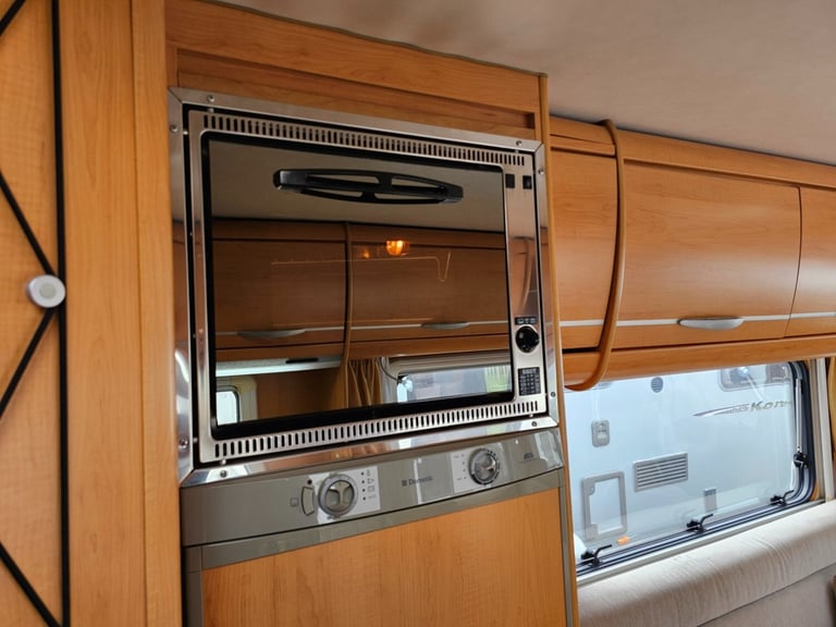 Hymer B544 A-Class Left Hand Drive 4 Berth Motorhome *Gas Low System*