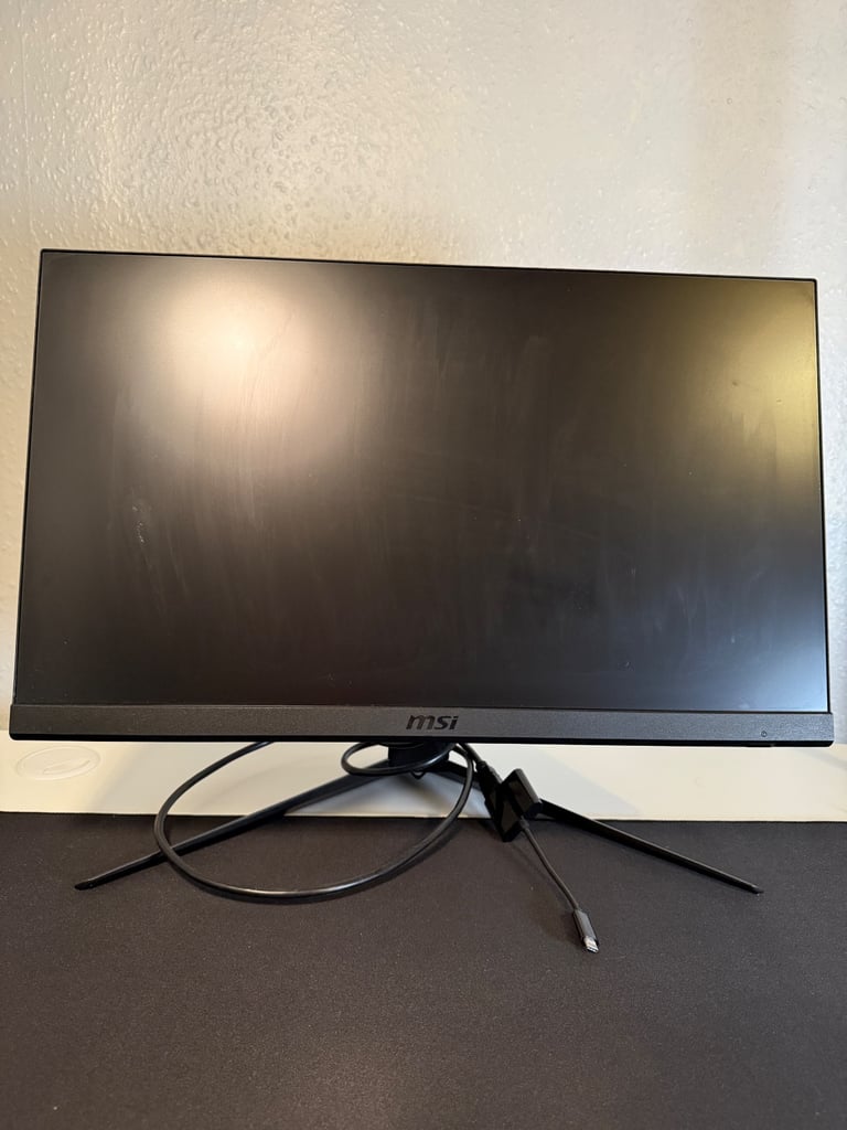MSI Curved Gaming Monitor - 22 Inch Display Full HD