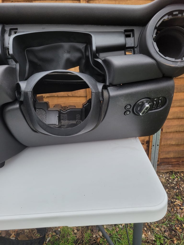 Mini f55 f56 f57 dashboard with air bags