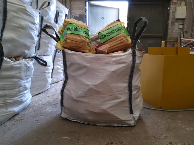 Logs heat logs comes in bulk bag plus 2 x bags of kinderling 