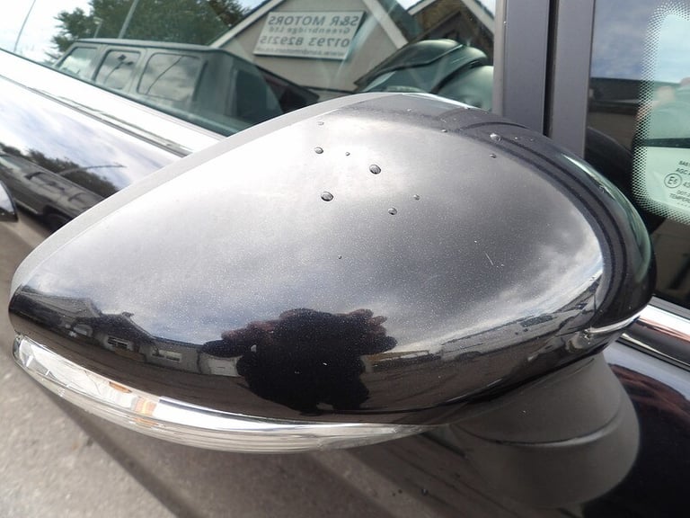 2012 Ford Fiesta Titanium Hatchback Petrol Manual