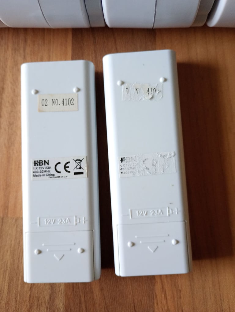 Remote Control Plugs And Remotes Set