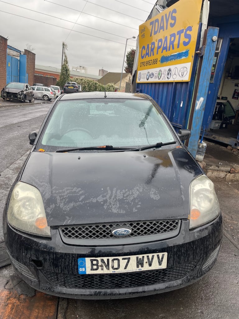 07 Ford Fiesta 2door 1.2 Petrol 5Speed Black BREAKING parts