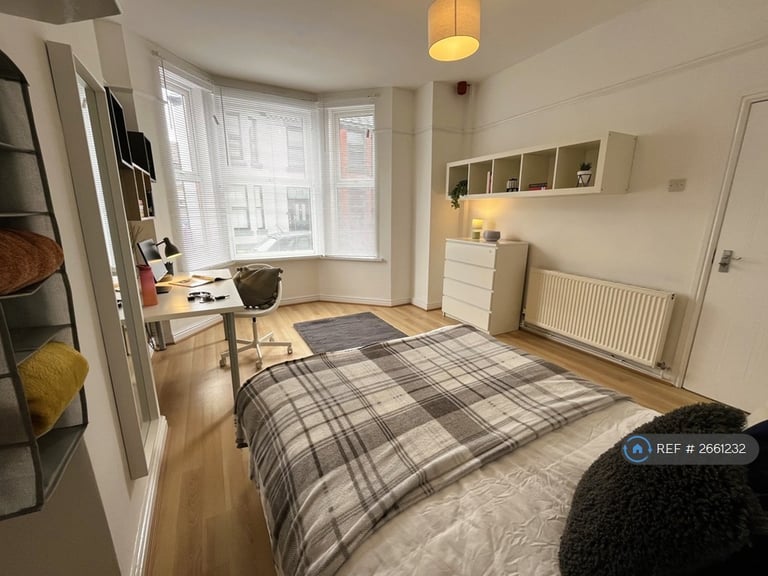 5 bedroom house in Blantyre Road, Liverpool, L15 (5 bed) (#2661232)