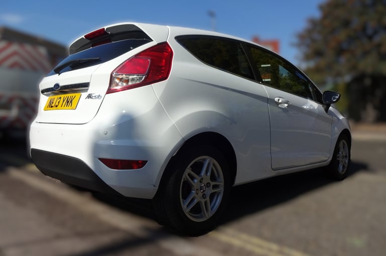 2013 Ford Fiesta 125 82 Zetec 3dr HATCHBACK Petrol Manual