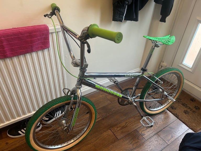 image for Mongoose motivator 1998 old skool bmx in excellent condition