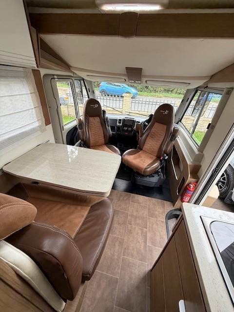 Burstner Viseo i690 G DIESEL MANUAL 2017/17