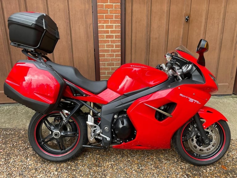 image for 2011 TRIUMPH SPRINT ST 1050