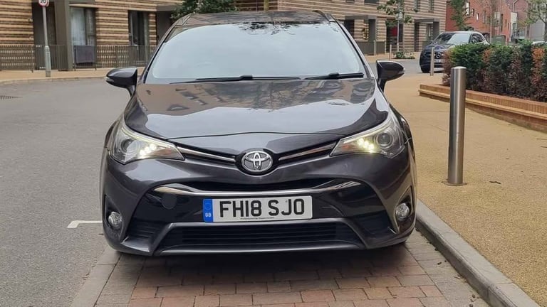 🚗 2018 Toyota Avensis Business Edition – Grey | 2.0 Diesel | ULEZ Compliant | 112K Miles ✅