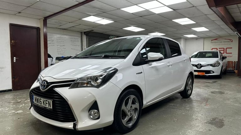 2016 Toyota Yaris 1.5 Hybrid Icon 5dr CVT HATCHBACK PETROL/ELECTRIC Automatic