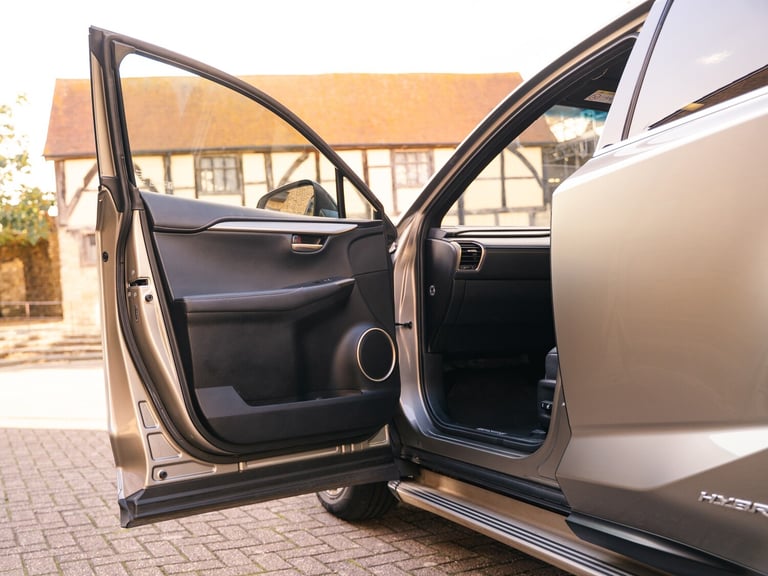 2017 Lexus NX 2.5 300h F Sport SUV 5dr Petrol Hybrid E-CVT 4WD Euro 6 (s/s)