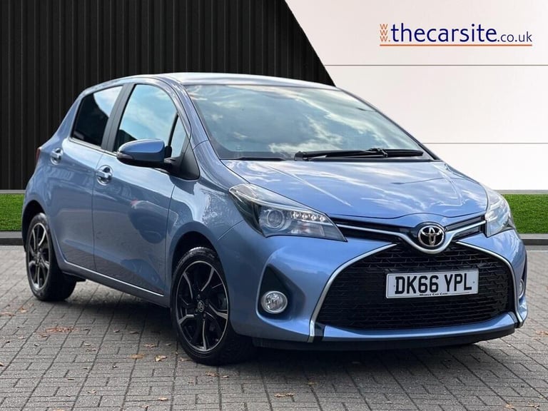 image for 2016 Toyota Yaris 1.33 Dual VVT-i Design Multidrive S Euro 6 5dr HATCHBACK Petrol Automatic