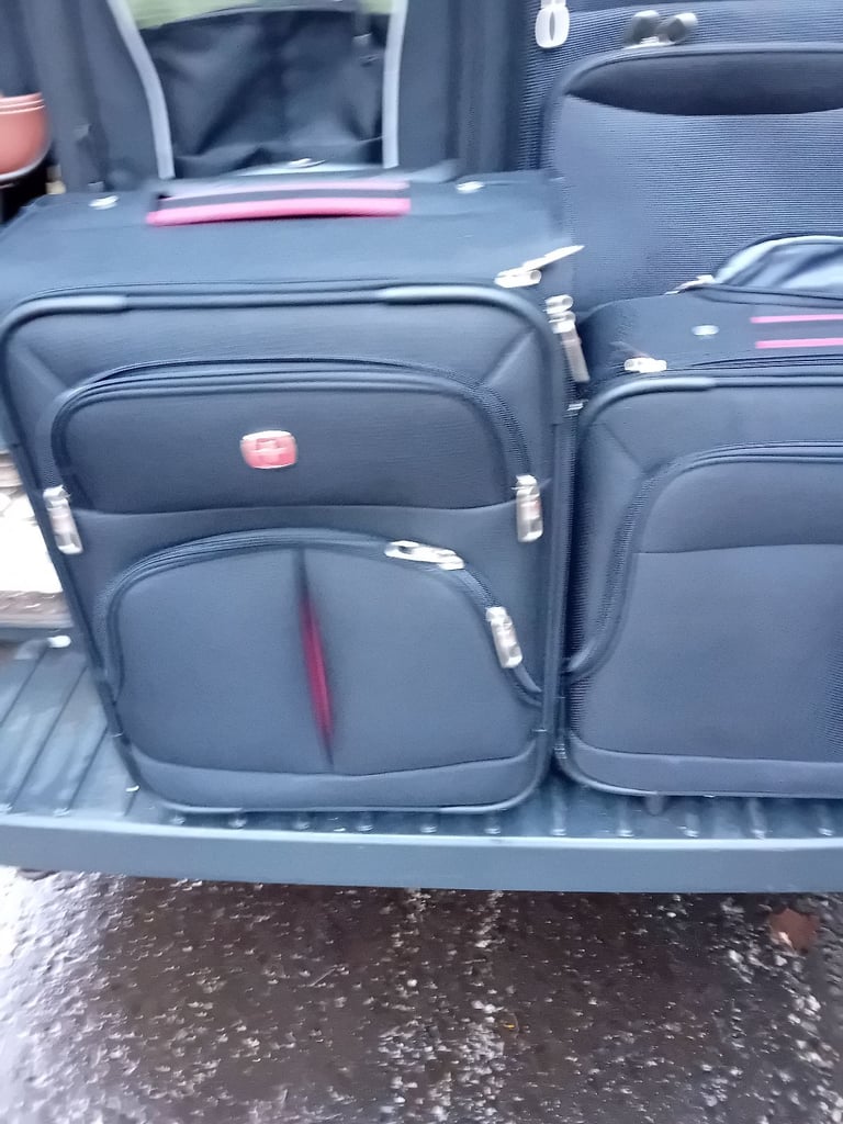  BRAND NEW WENGER  HAND LUGGAGE  CASE 