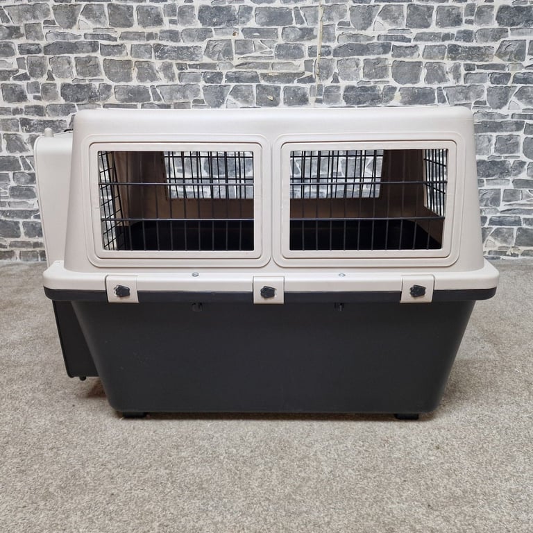 Large Petmate Vari Kennel Dog Crate – Airline Approved