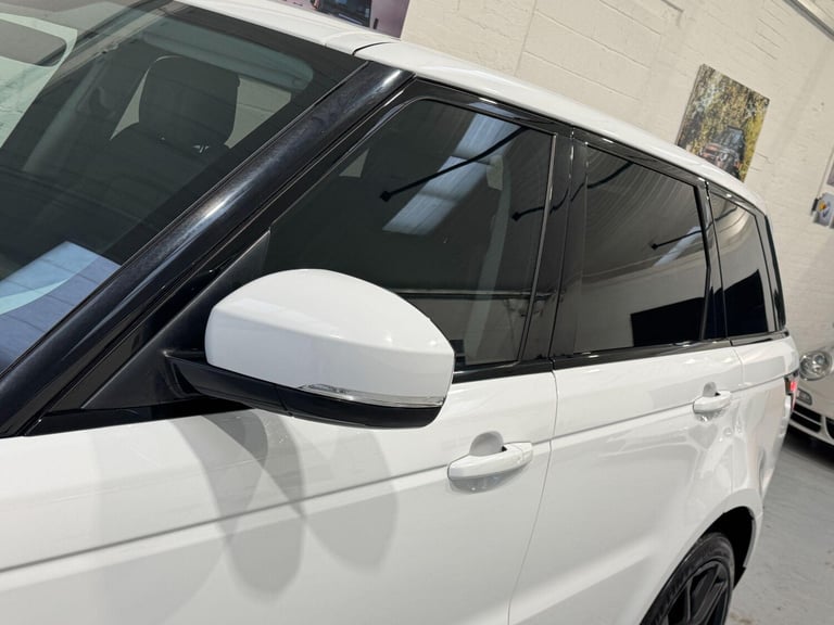 2018 Land Rover Range Rover Sport 2.0 SD4 HSE 5dr Auto ESTATE DIESEL Automatic